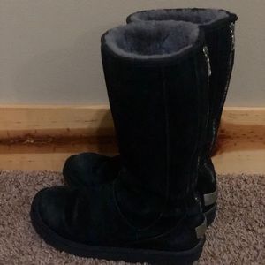 UGG Tall boots with zipper Knightbridge